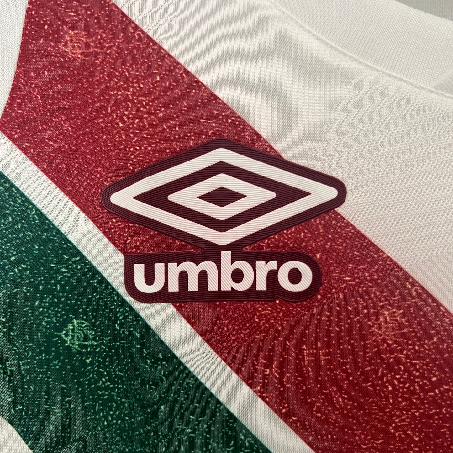 CAMISETA SEGUNDA EQUIPACIÓN FLUMINENSE 2024 VERSIÓN FEMENINA