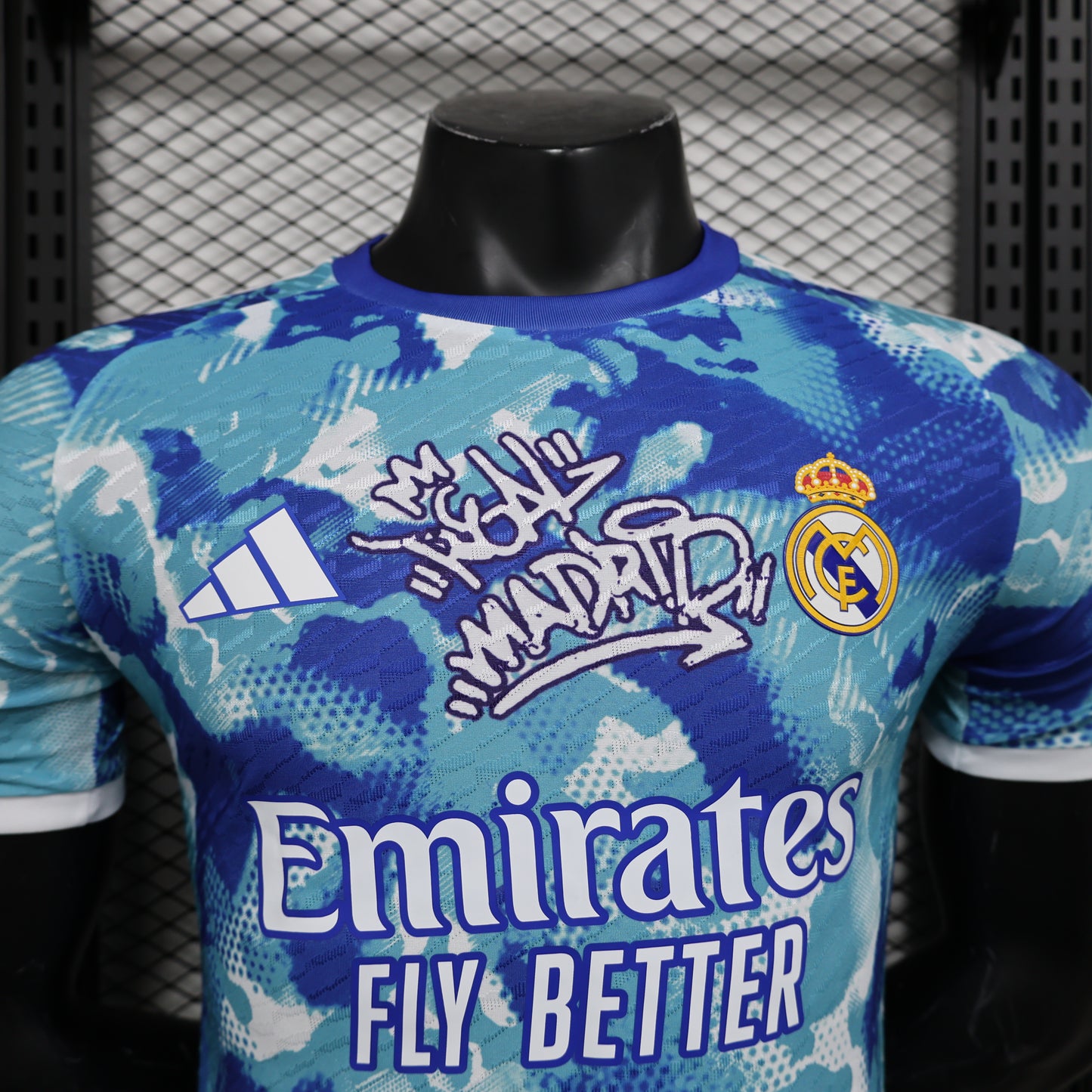 CAMISETA CONCEPTO REAL MADRID 24/25 VERSIÓN JUGADOR