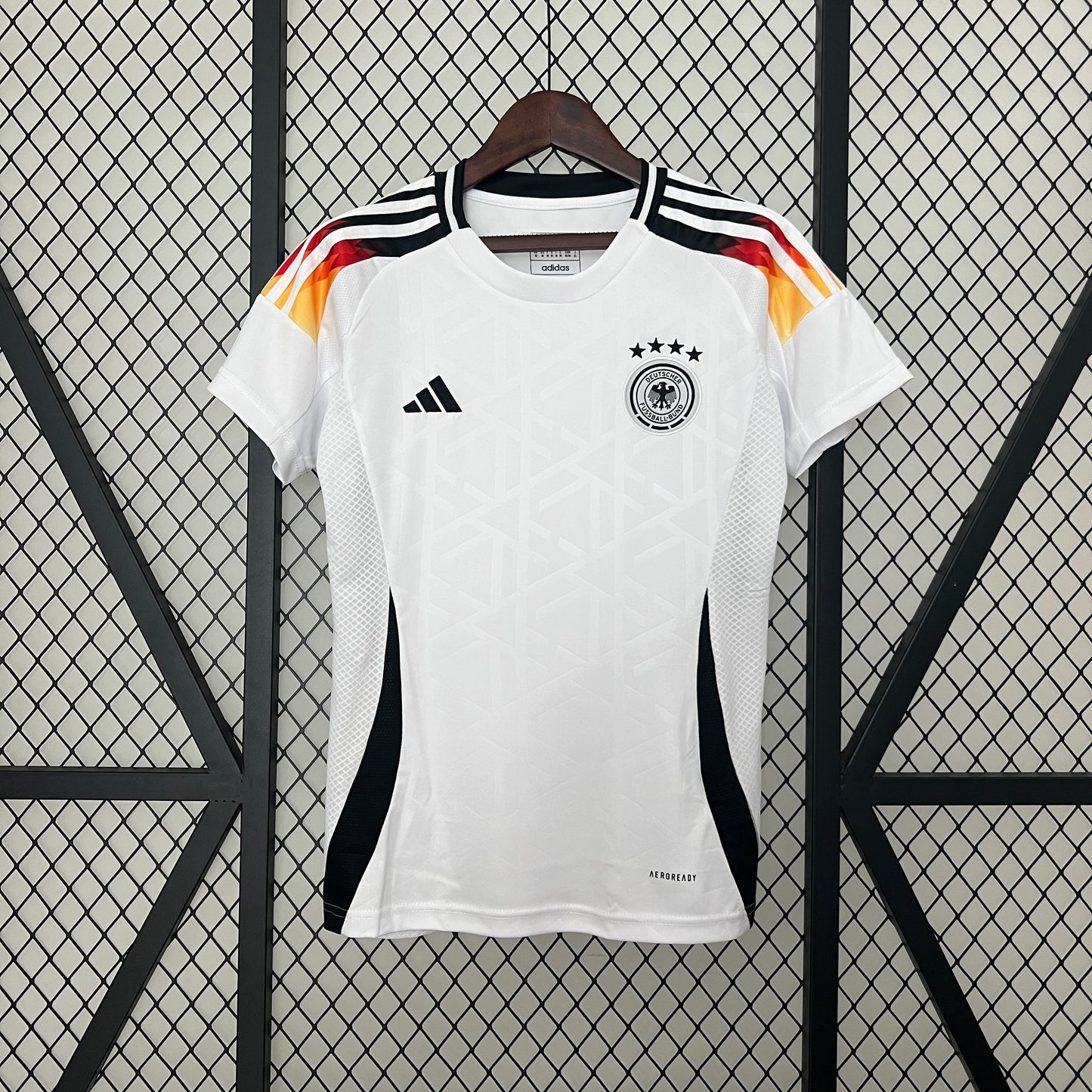 CAMISETA PRIMERA EQUIPACIÓN ALEMANIA 2024 VERSIÓN FEMENINA