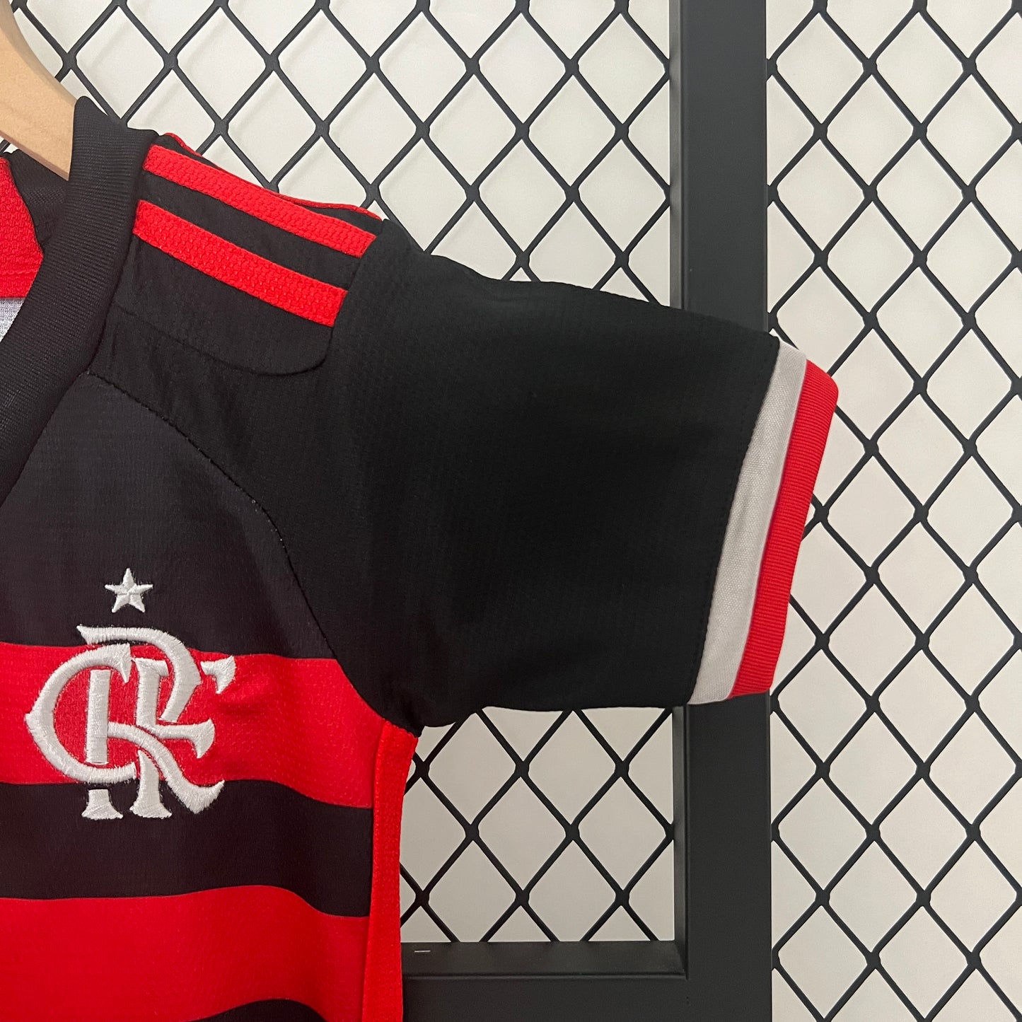 CAMISETA PRIMERA EQUIPACIÓN FLAMENGO 2024 VERSIÓN INFANTIL