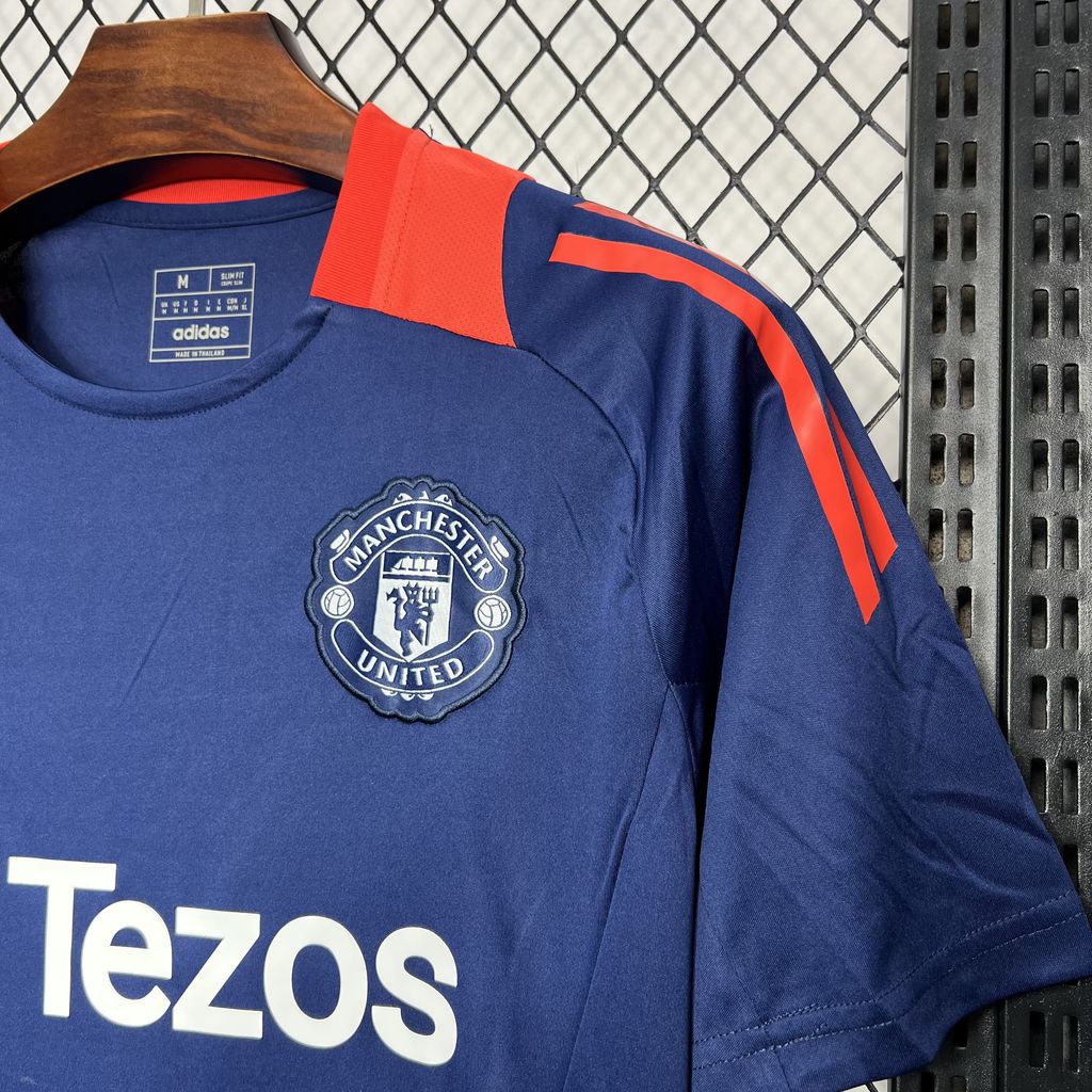 CAMISETA ENTRENAMIENTO MANCHESTER UNITED 24/25 VERSIÓN FAN