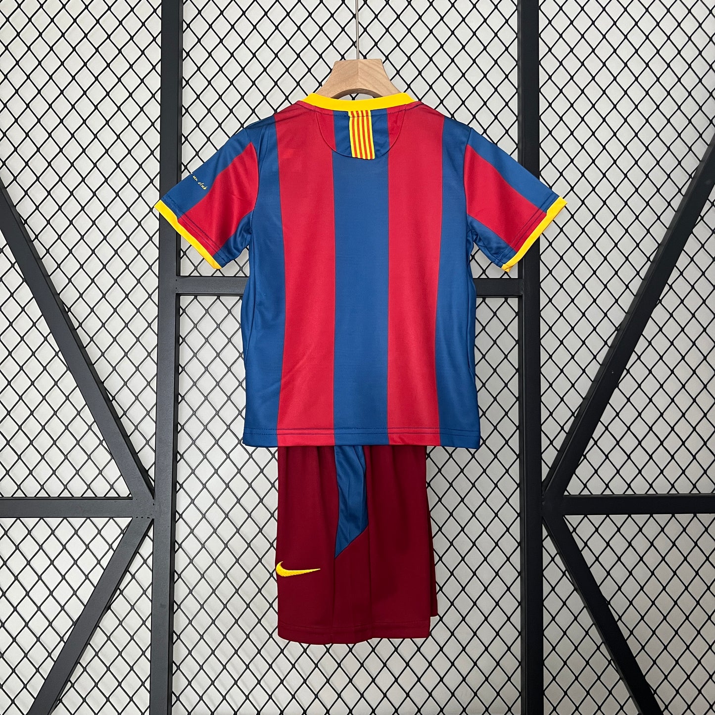 CAMISETA PRIMERA EQUIPACIÓN BARCELONA 2010/11 INFANTIL