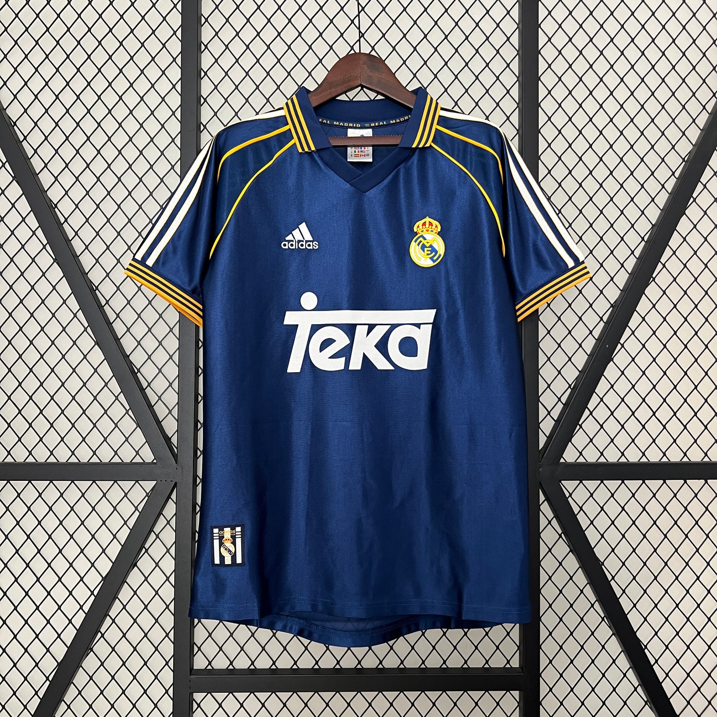 CAMISETA TERCERA EQUIPACIÓN REAL MADRID 1998/99