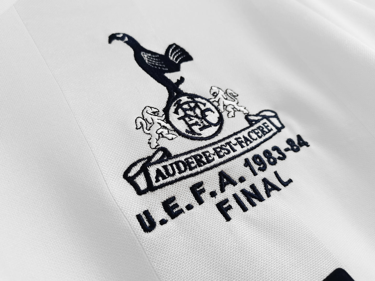 CAMISETA PRIMERA EQUIPACIÓN TOTTENHAM 1983/84