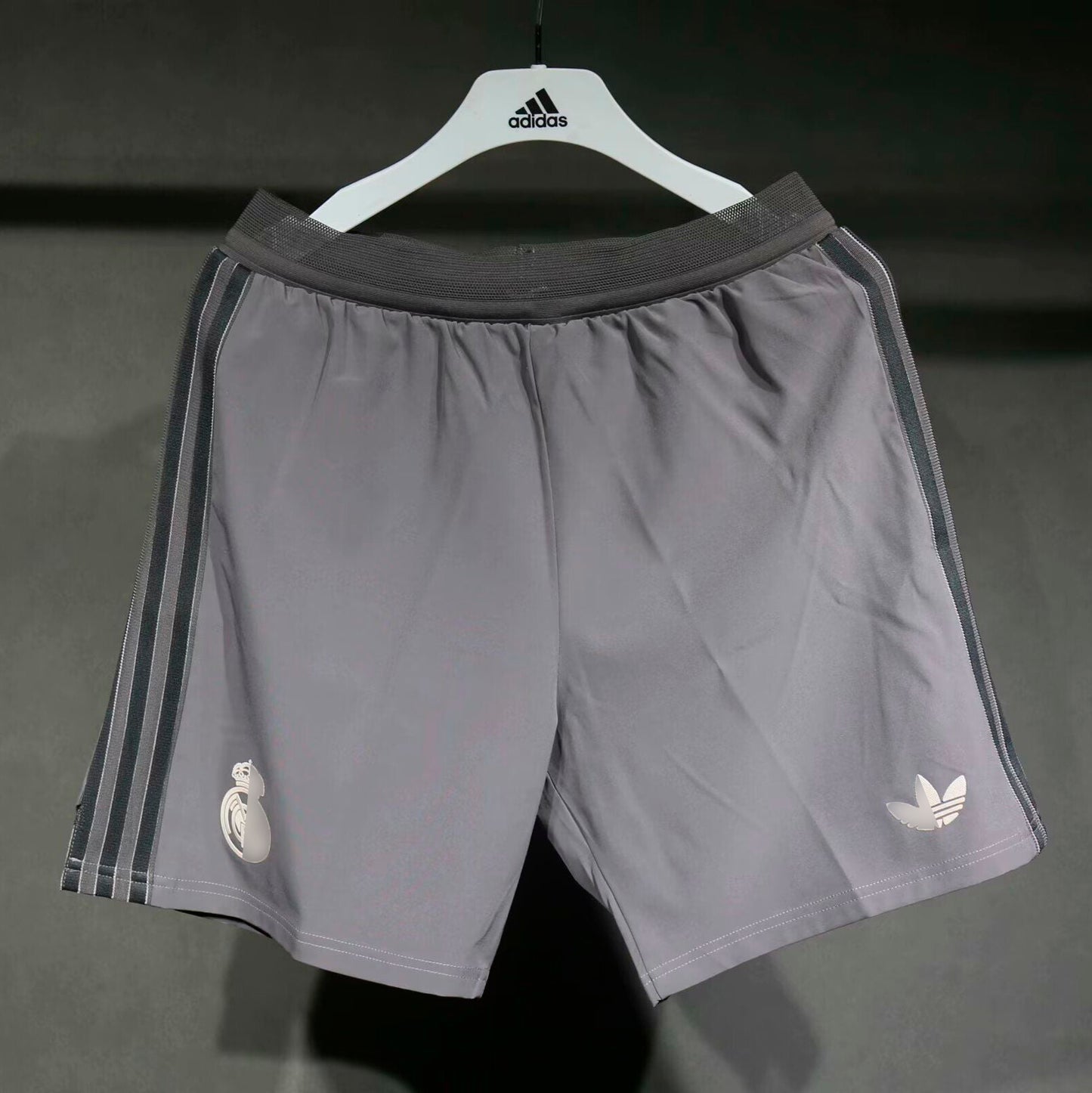 SHORTS TERCERA EQUIPACIÓN REAL MADRID 24/25 VERSIÓN JUGADOR