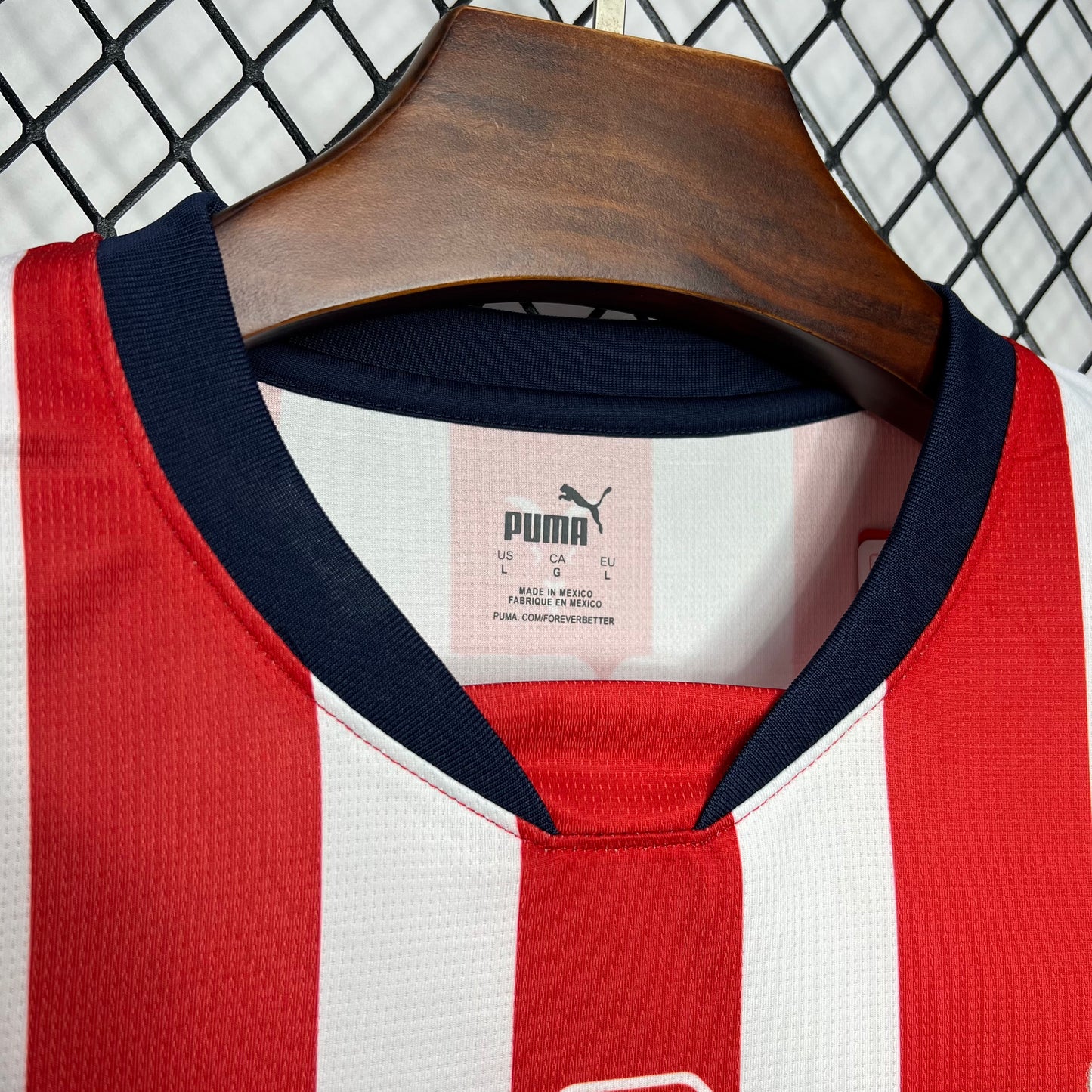 CAMISETA PRIMERA EQUIPACIÓN CHIVAS 2024 VERSIÓN FAN