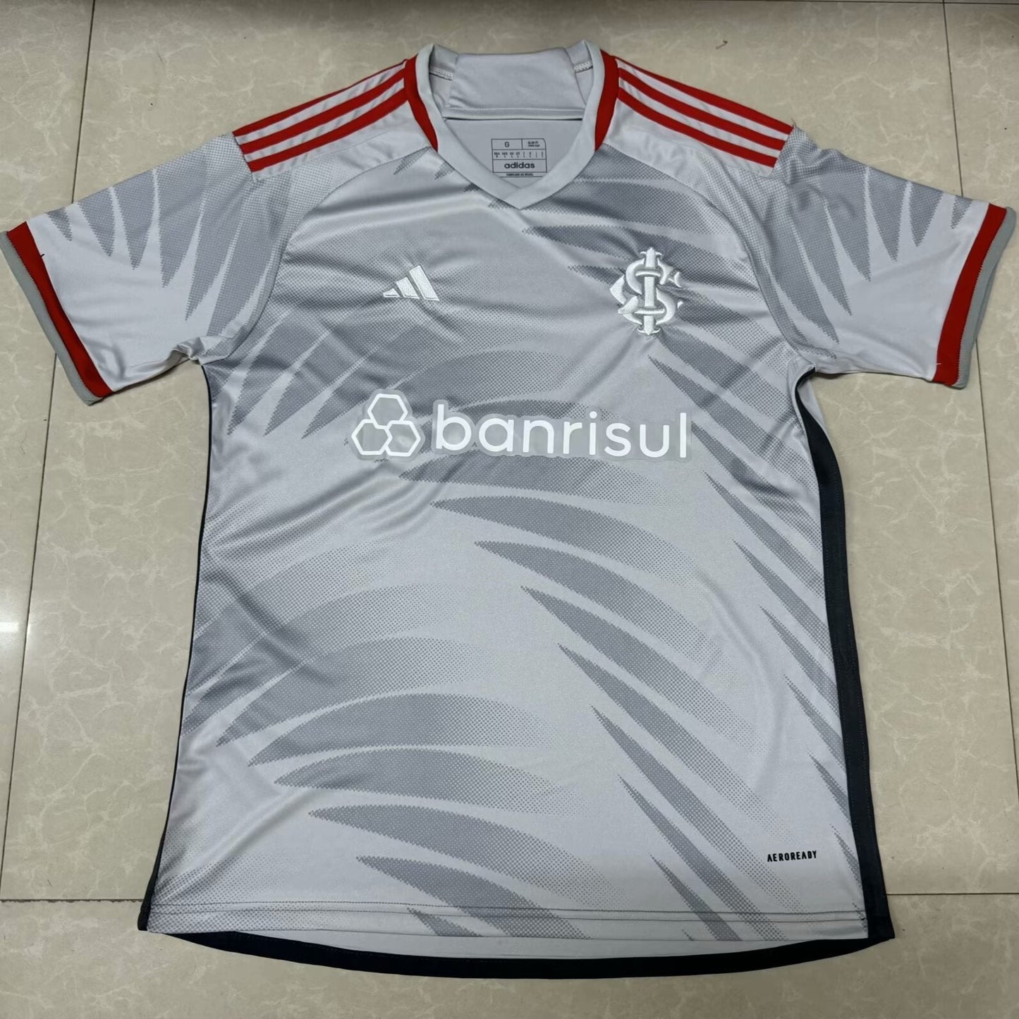 CAMISETA TERCERA EQUIPACIÓN INTERNACIONAL 2024 VERSIÓN FAN