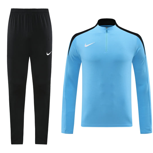 CONJUNTO DE BUZO MEDIO CIERRE NIKE