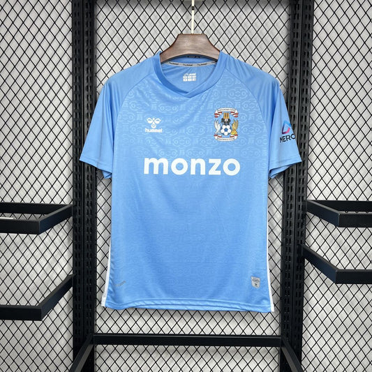 CAMISETA PRIMERA EQUIPACIÓN COVENTRY CITY 24/25 VERSIÓN FAN