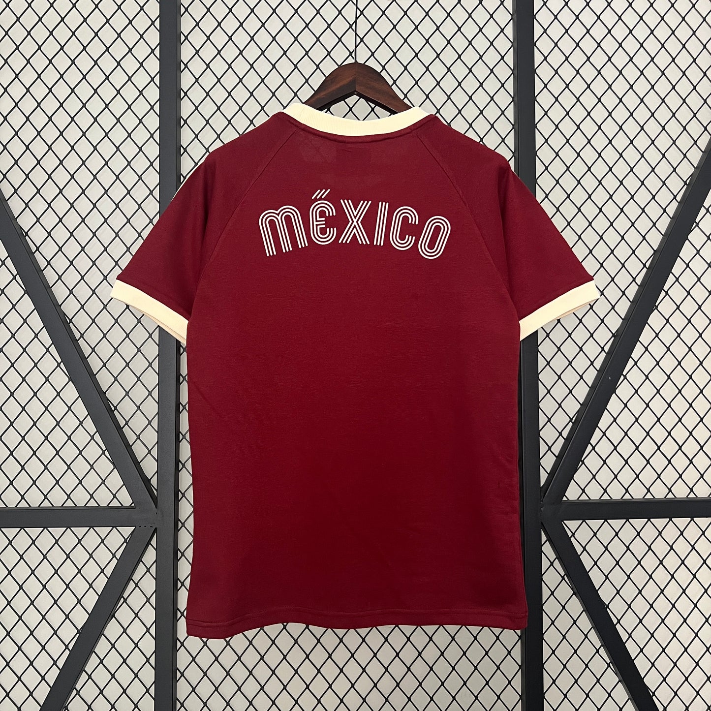 POLERA DE SALIDA MÉXICO 2024 VERSIÓN FAN