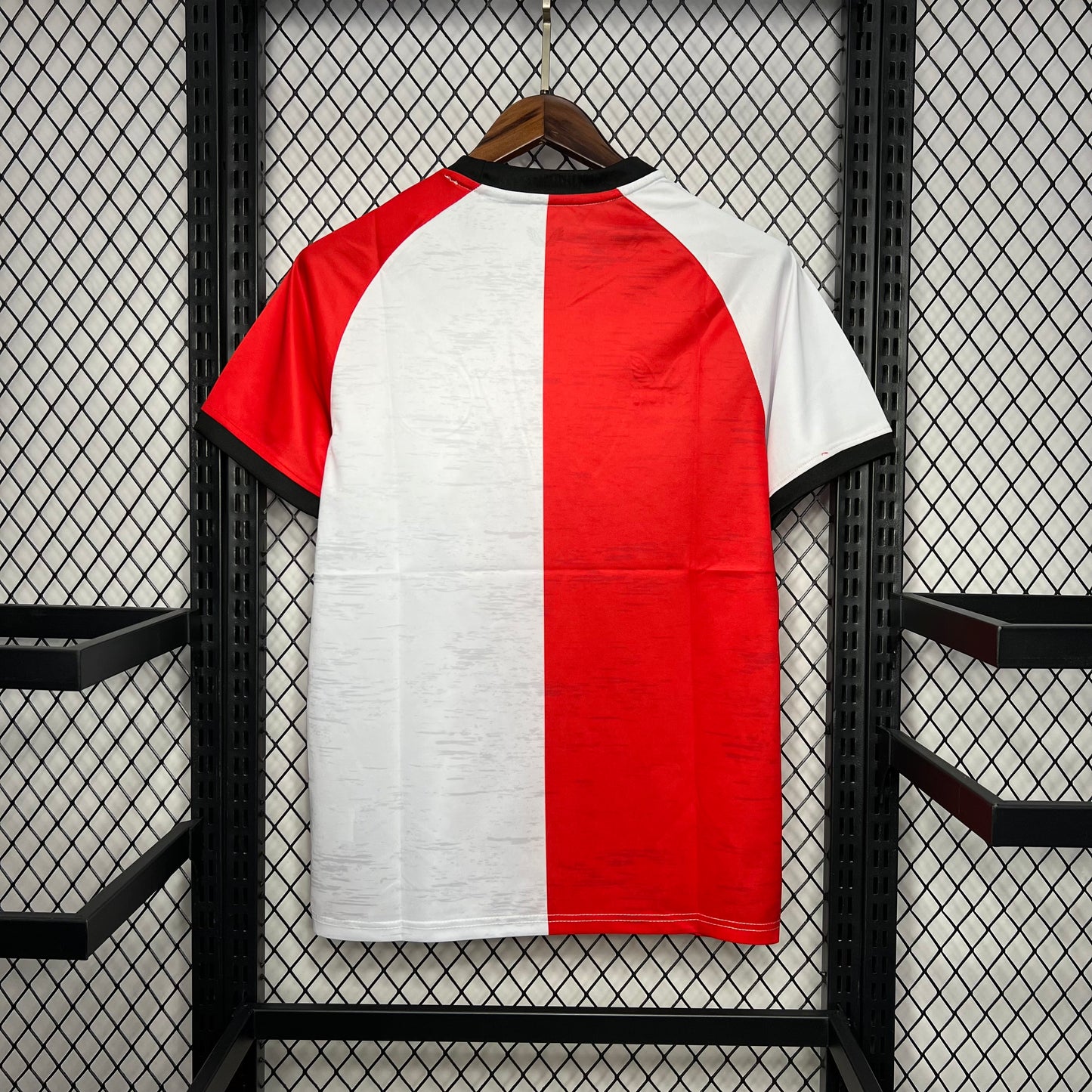 CAMISETA PRIMERA EQUIPACIÓN FEYENOORD 24/25 VERSIÓN FAN