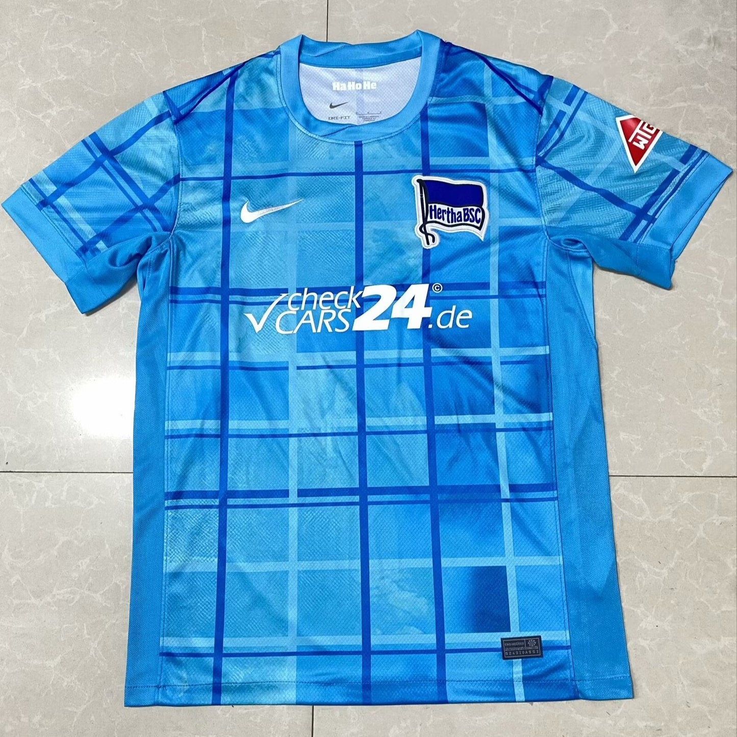 CAMISETA TERCERA EQUIPACIÓN HERTHA BSC 24/25 VERSIÓN FAN