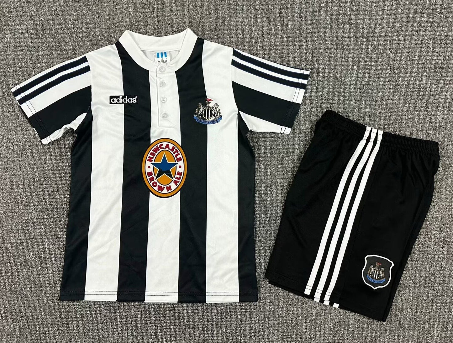 CAMISETA PRIMERA EQUIPACIÓN NEWCASTLE 1995/97 INFANTIL