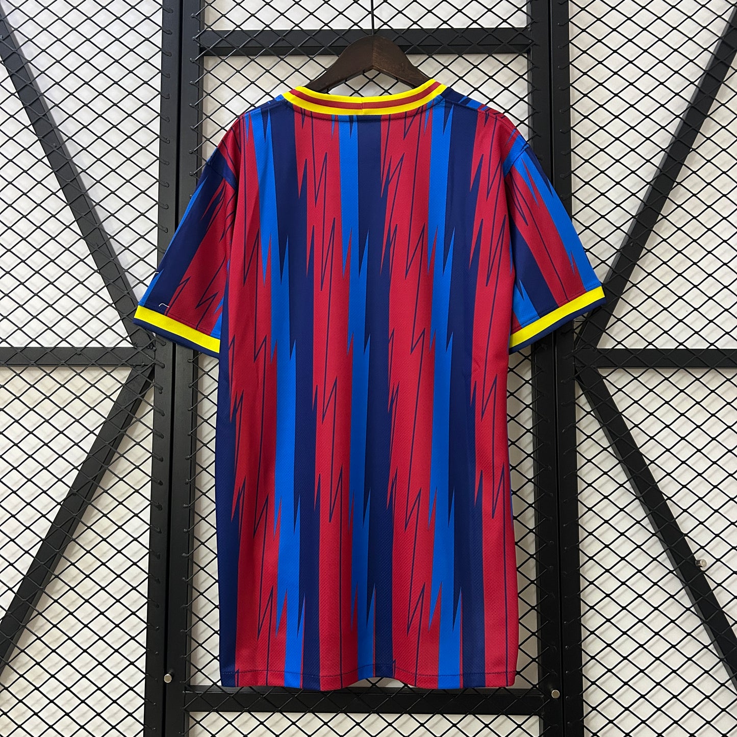 CAMISETA CONCEPTO BARCELONA 24/25 VERSIÓN FAN