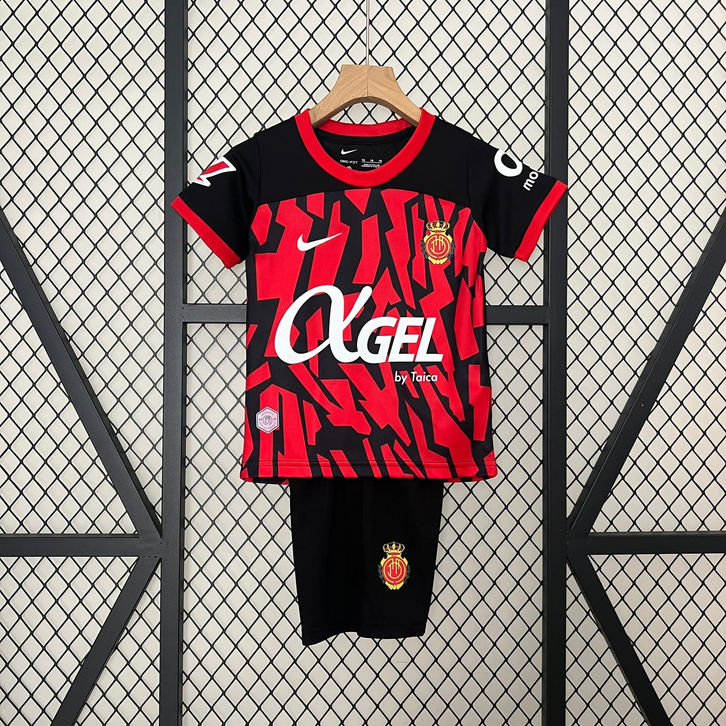 CAMISETA PRIMERA EQUIPACIÓN MALLORCA 24/25 VERSIÓN INFANTIL