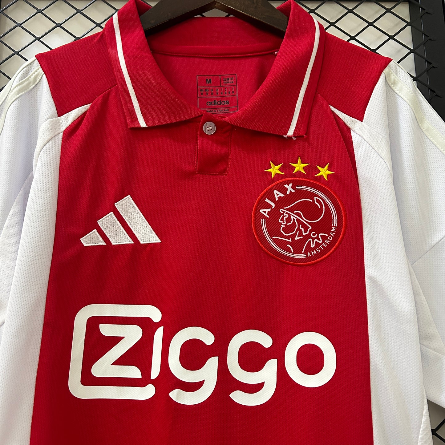 CAMISETA PRIMERA EQUIPACIÓN AJAX 24/25 VERSIÓN FAN