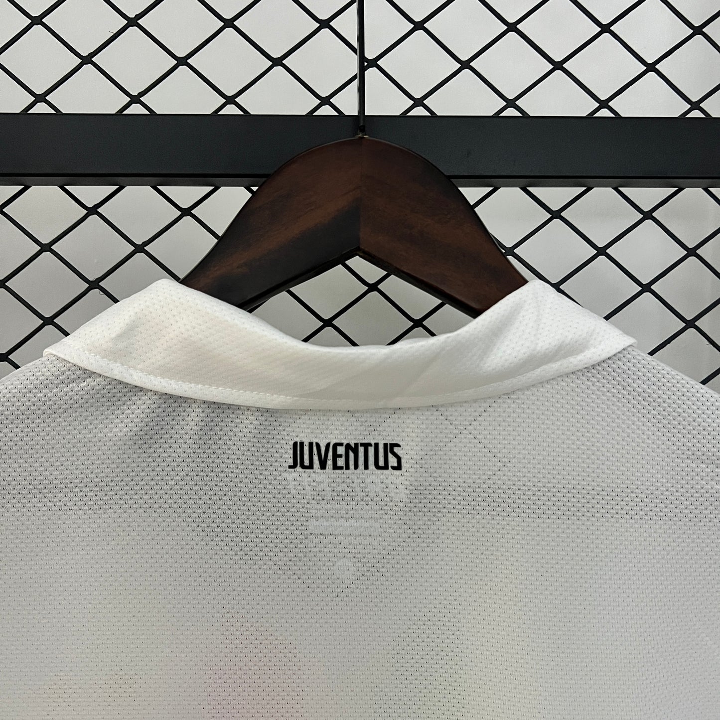 CAMISETA SEGUNDA EQUIPACIÓN JUVENTUS 2010/11