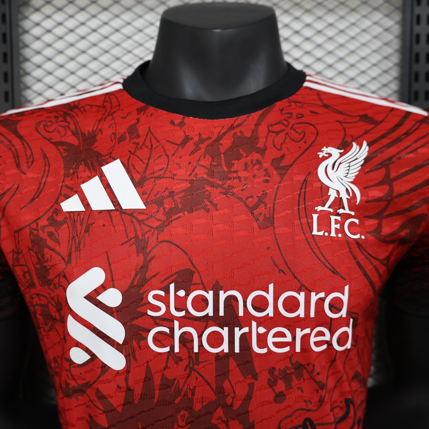 CAMISETA CONCEPTO LIVERPOOL 24/25 VERSIÓN JUGADOR