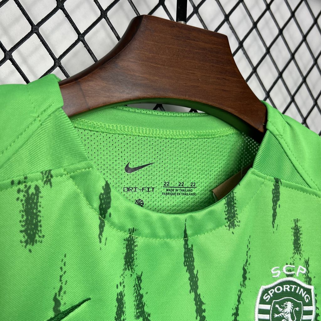 CAMISETA TERCERA EQUIPACIÓN SPORTING CP 24/25 VERSIÓN INFANTIL