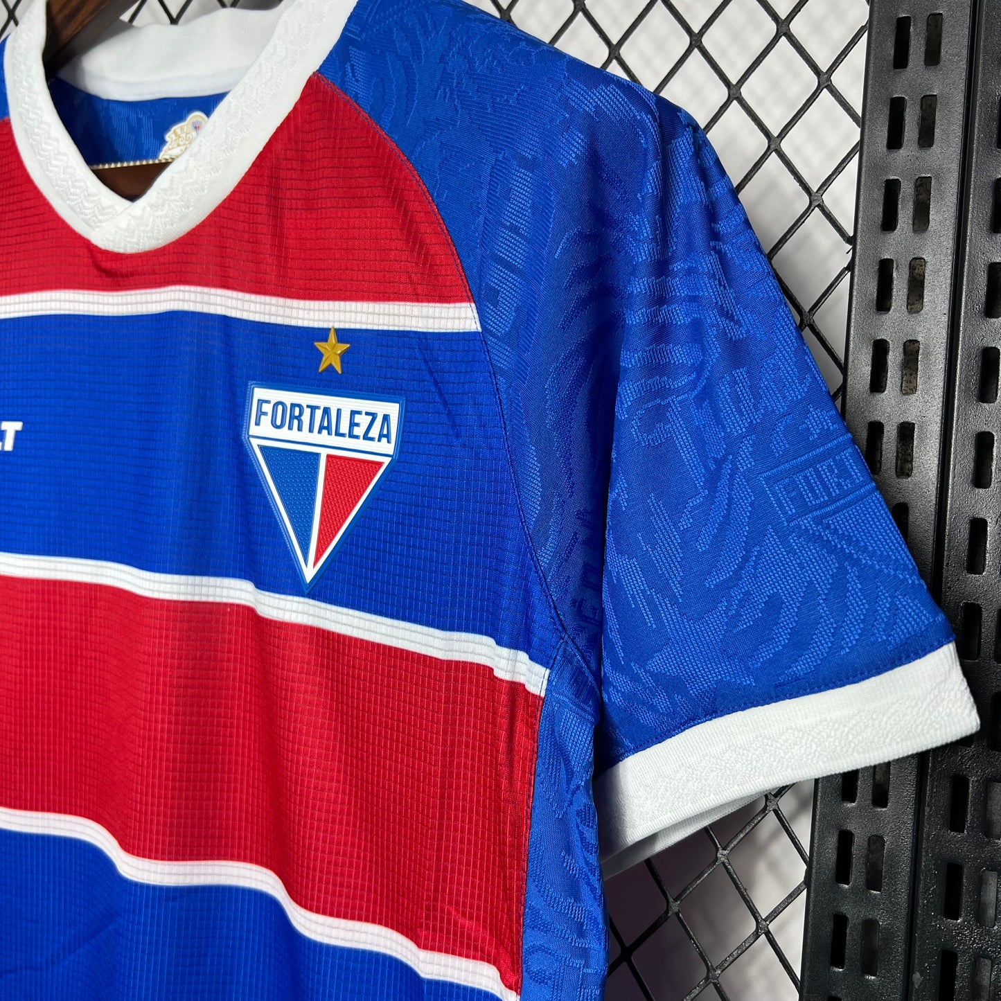 CAMISETA PRIMERA EQUIPACIÓN FORTALEZA 2024 VERSIÓN FAN