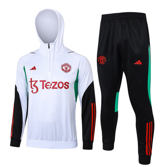 CONJUNTO DE BUZO MEDIO CIERRE CON GORRO MANCHESTER UNITED