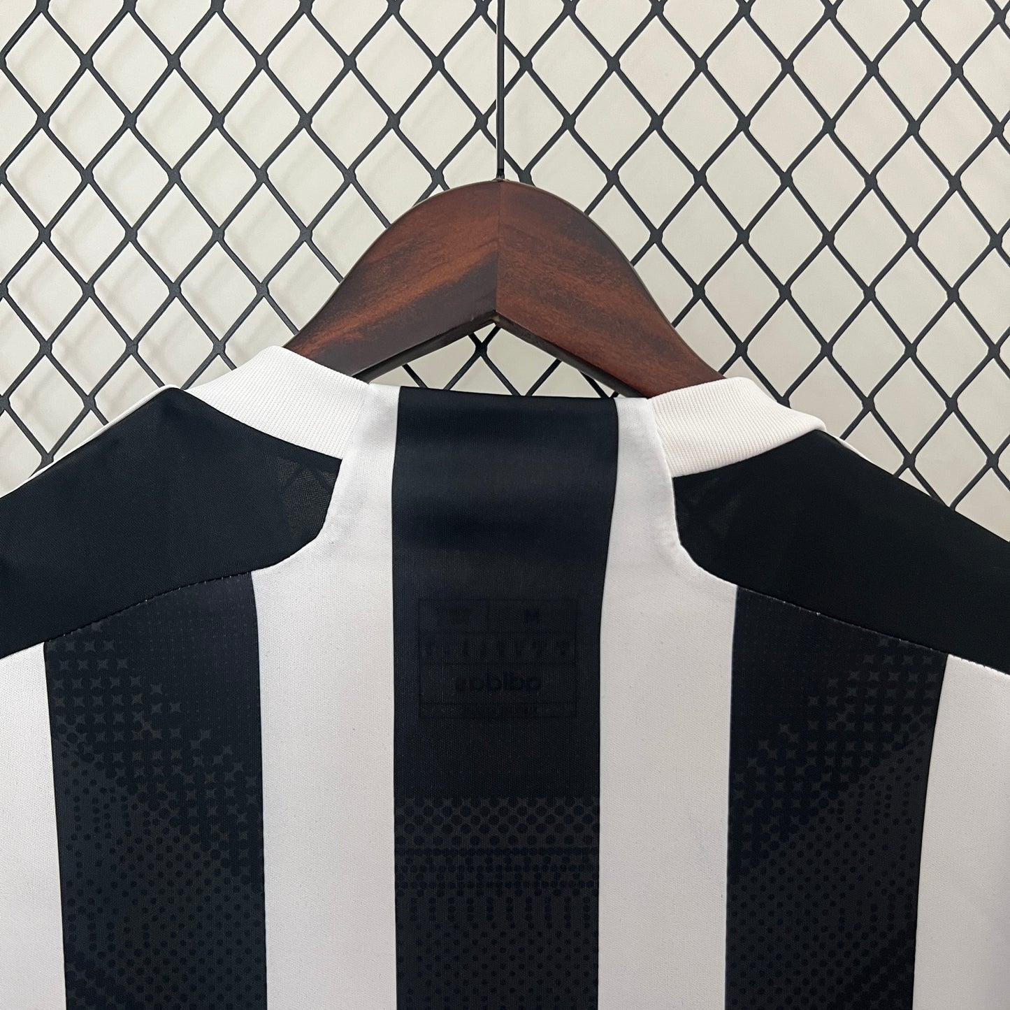 CAMISETA PRIMERA EQUIPACIÓN ATLÉTICO MINEIRO 2024 VERSIÓN FAN