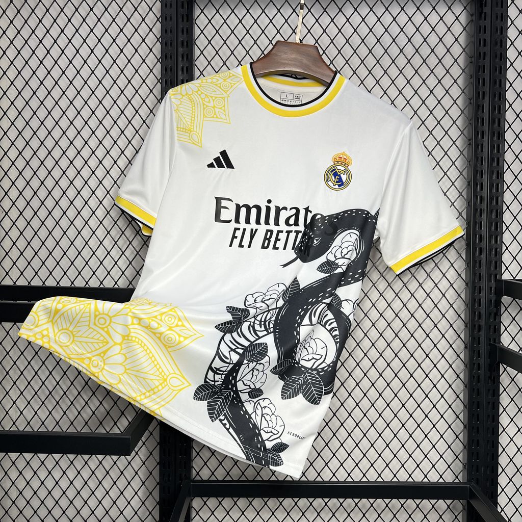 CAMISETA CONCEPTO REAL MADRID 24/25 VERSIÓN FAN