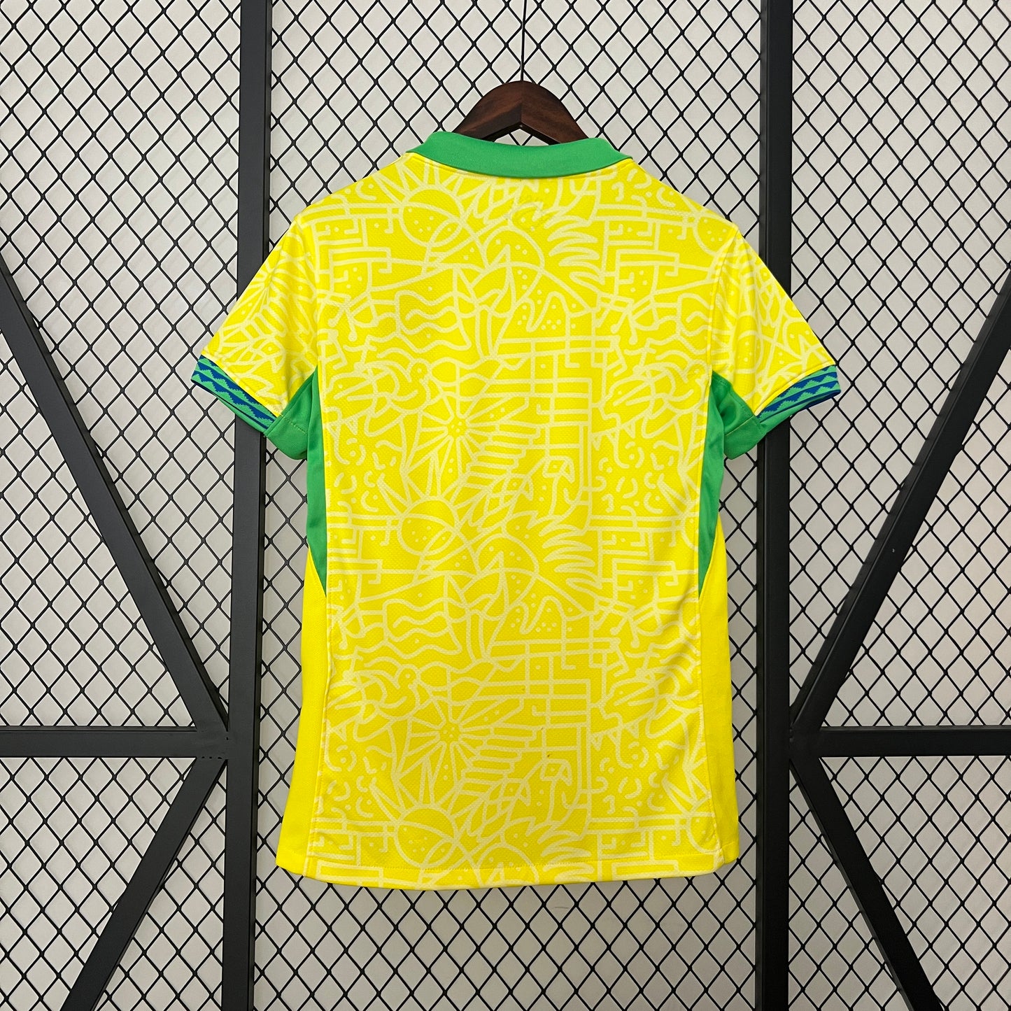 CAMISETA PRIMERA EQUIPACIÓN BRASIL 2024 VERSIÓN FEMENINA