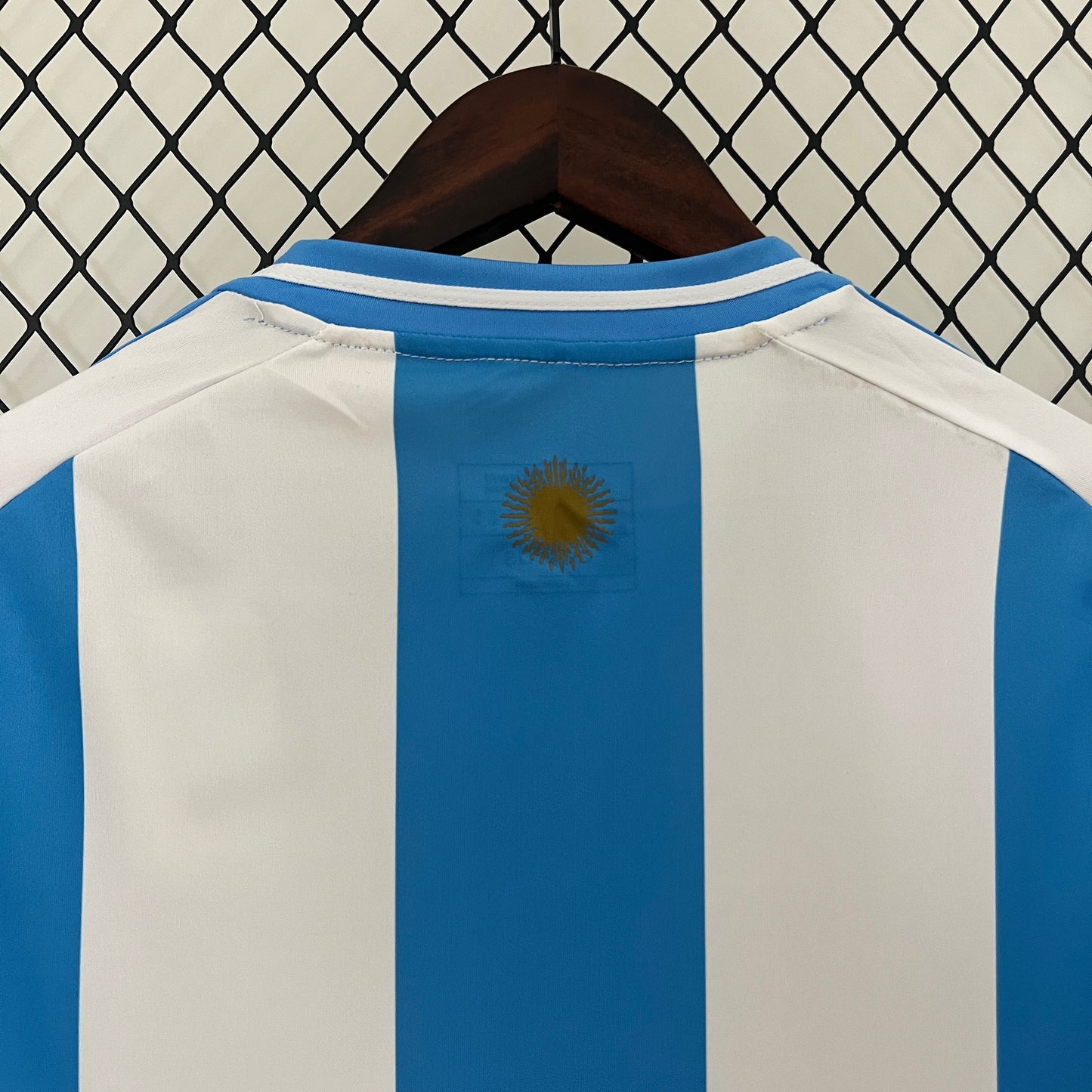 CAMISETA PRIMERA EQUIPACIÓN ARGENTINA 2024 VERSIÓN FAN