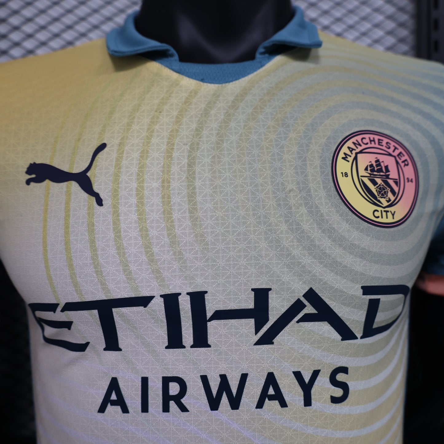 CAMISETA CUARTA EQUIPACIÓN MANCHESTER CITY 24/25 VERSIÓN JUGADOR