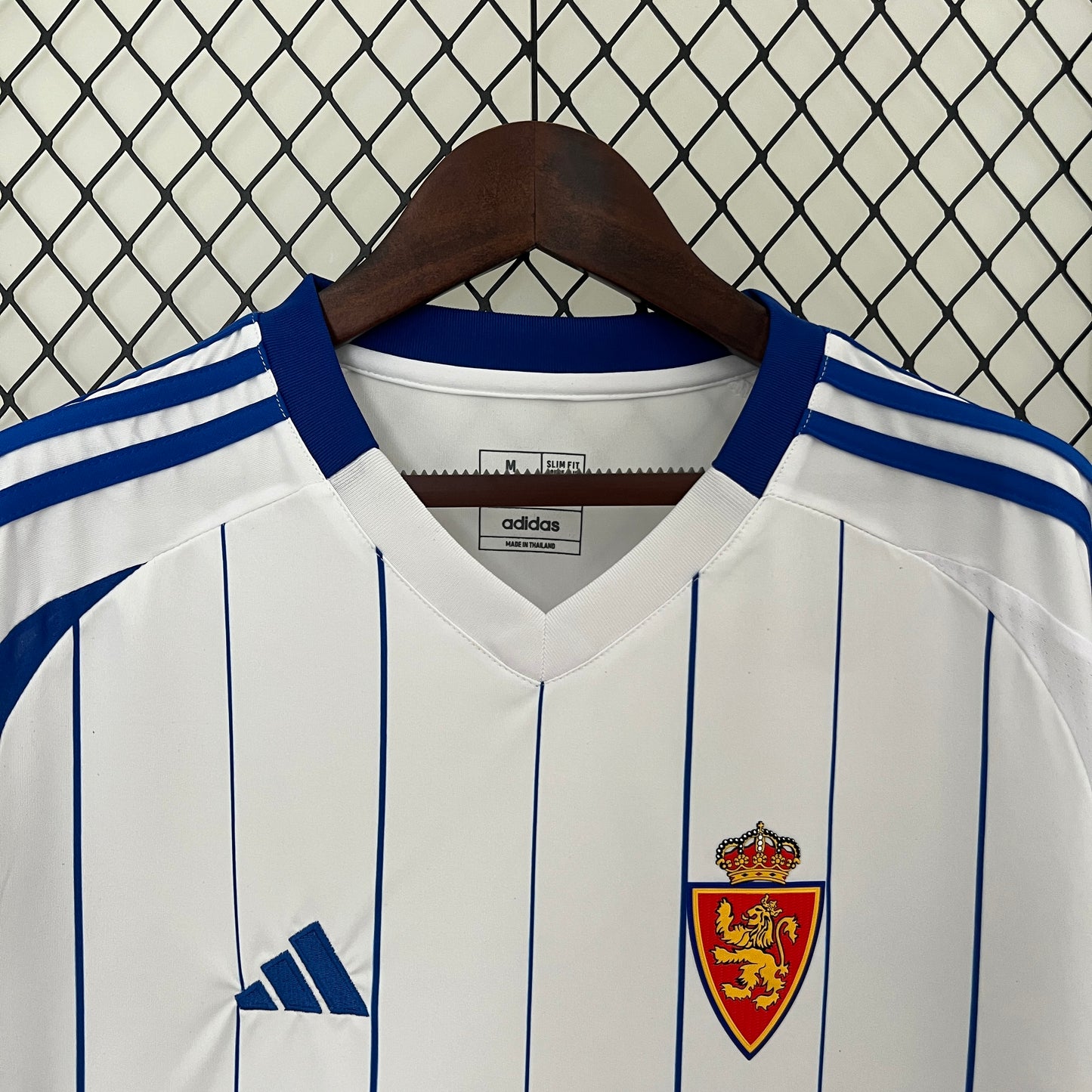 CAMISETA PRIMERA EQUIPACIÓN REAL ZARAGOZA 24/25 VERSIÓN FAN