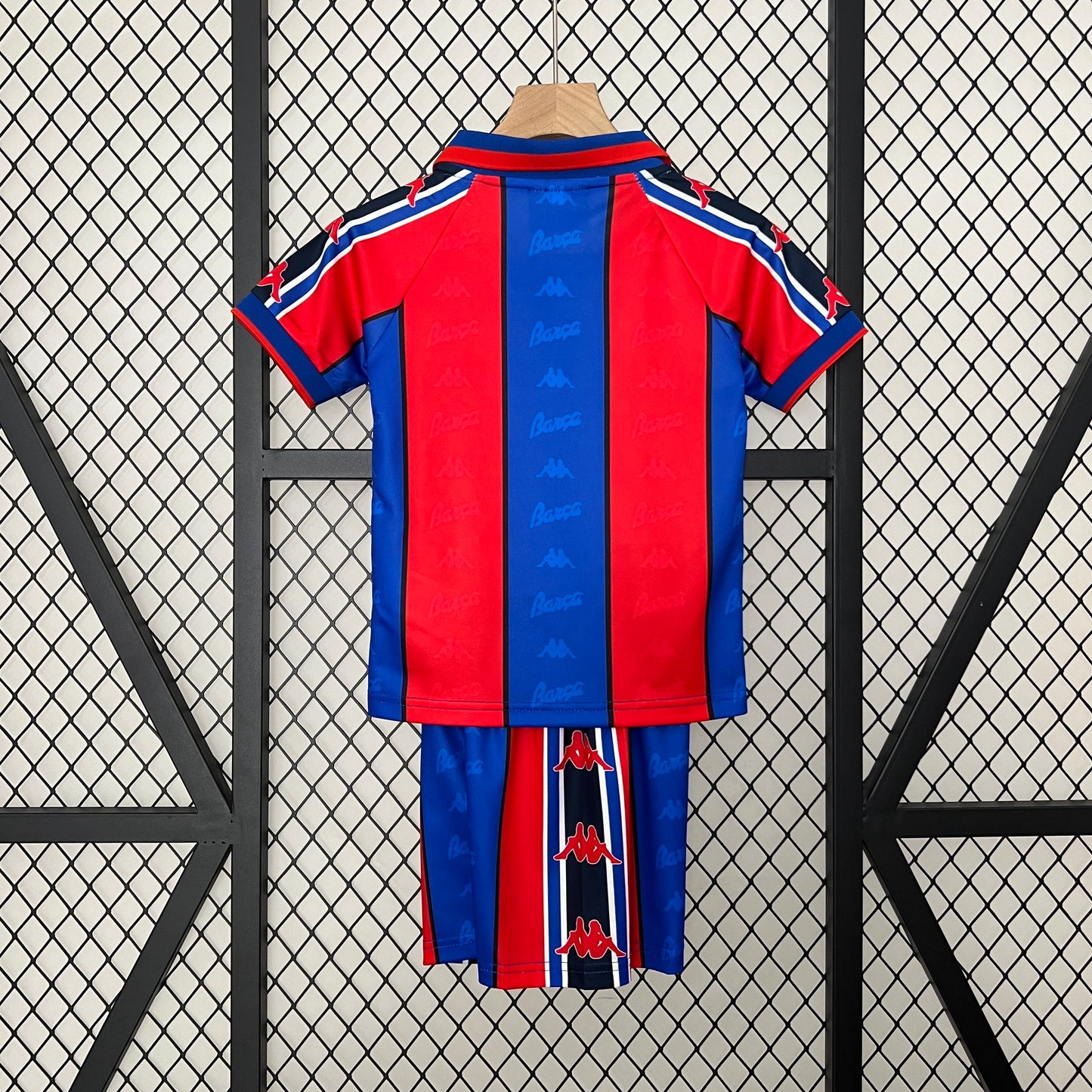 CAMISETA PRIMERA EQUIPACIÓN BARCELONA 1995/97 INFANTIL