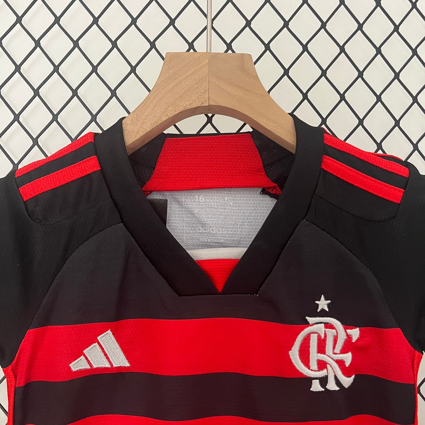 CAMISETA PRIMERA EQUIPACIÓN FLAMENGO 2024 VERSIÓN INFANTIL