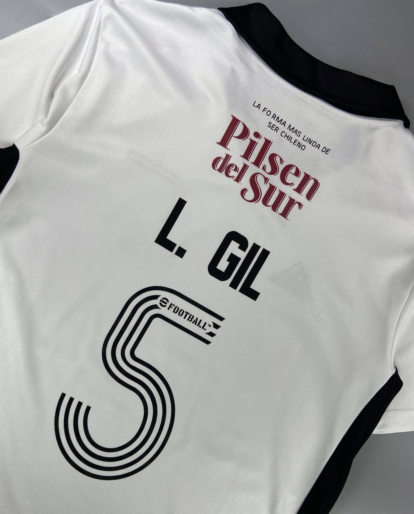 CAMISETA PRIMERA EQUIPACIÓN COLO COLO 2022 VERSIÓN FAN