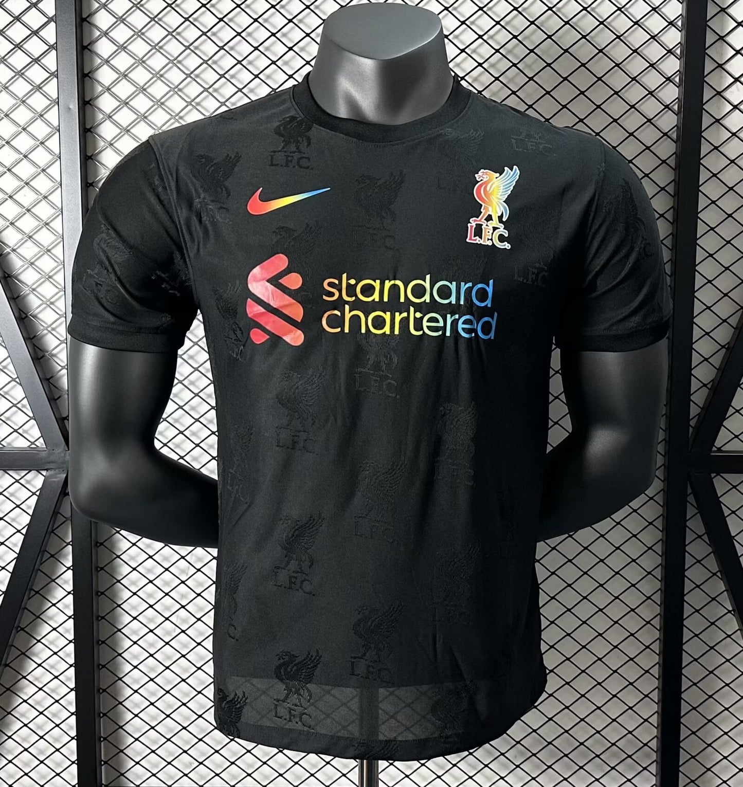 CAMISETA CONCEPTO LIVERPOOL 24/25 VERSIÓN JUGADOR