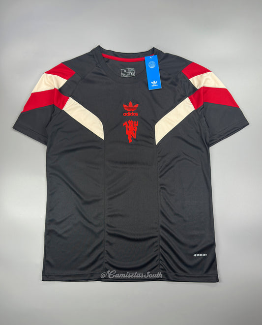 POLERA DE SALIDA MANCHESTER UNITED 24/25