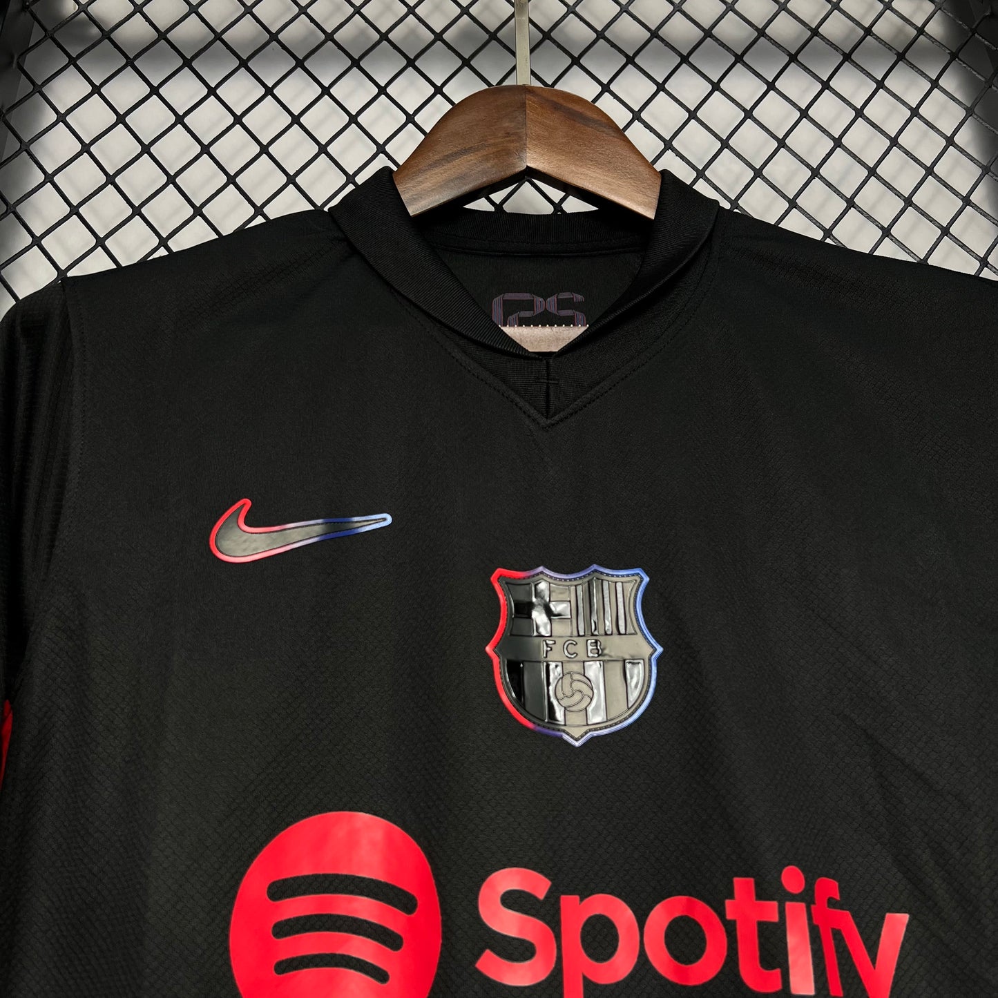 CAMISETA SEGUNDA EQUIPACIÓN BARCELONA 24/25 VERSIÓN FAN