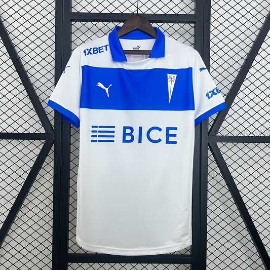 CAMISETA PRIMERA EQUIPACIÓN U. CATÓLICA 2025 VERSIÓN FAN