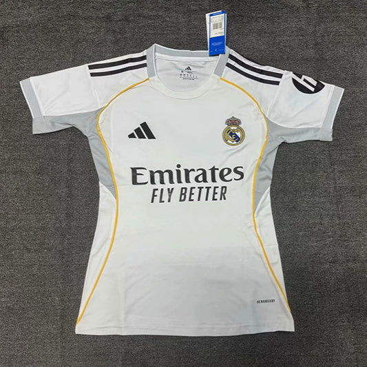 CAMISETA PRIMERA EQUIPACIÓN REAL MADRID 25/26 VERSIÓN FEMENINA