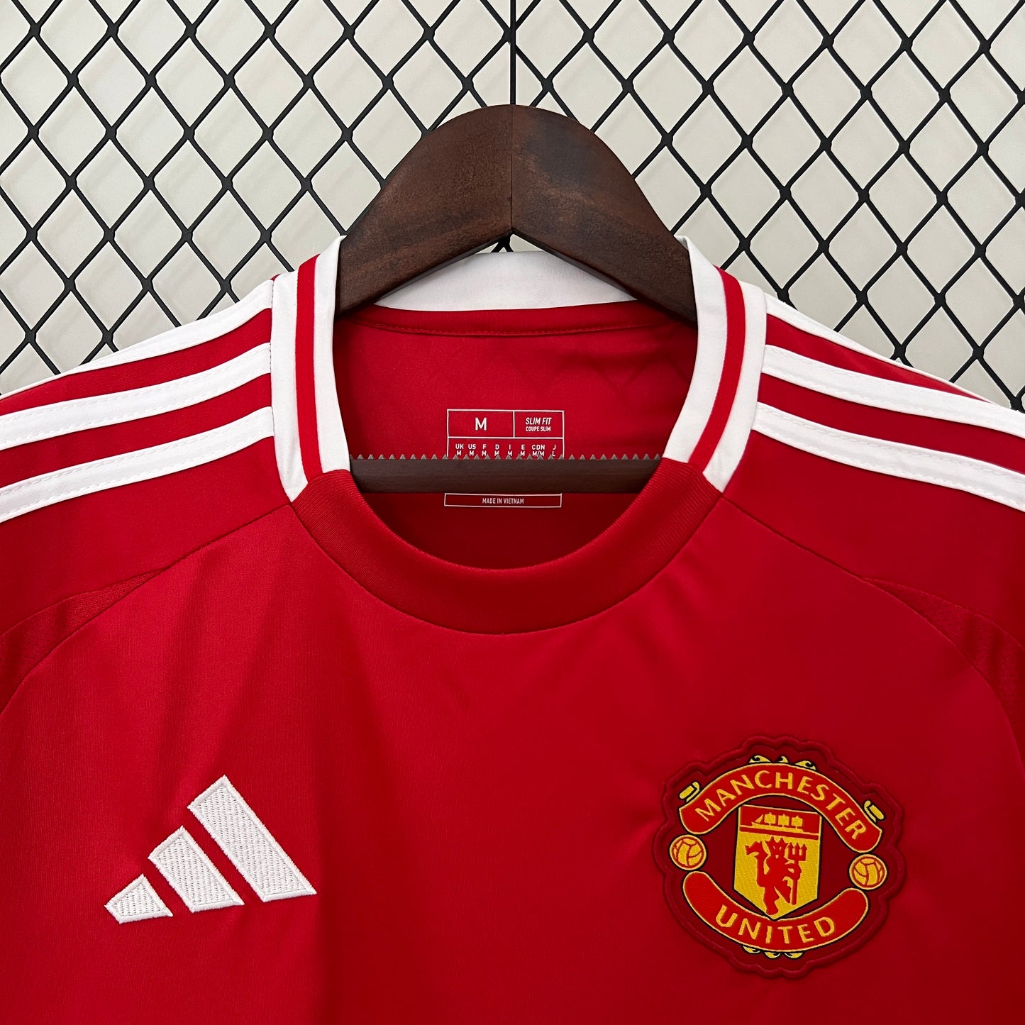 CAMISETA PRIMERA EQUIPACIÓN MANCHESTER UNITED 24/25 VERSIÓN FAN