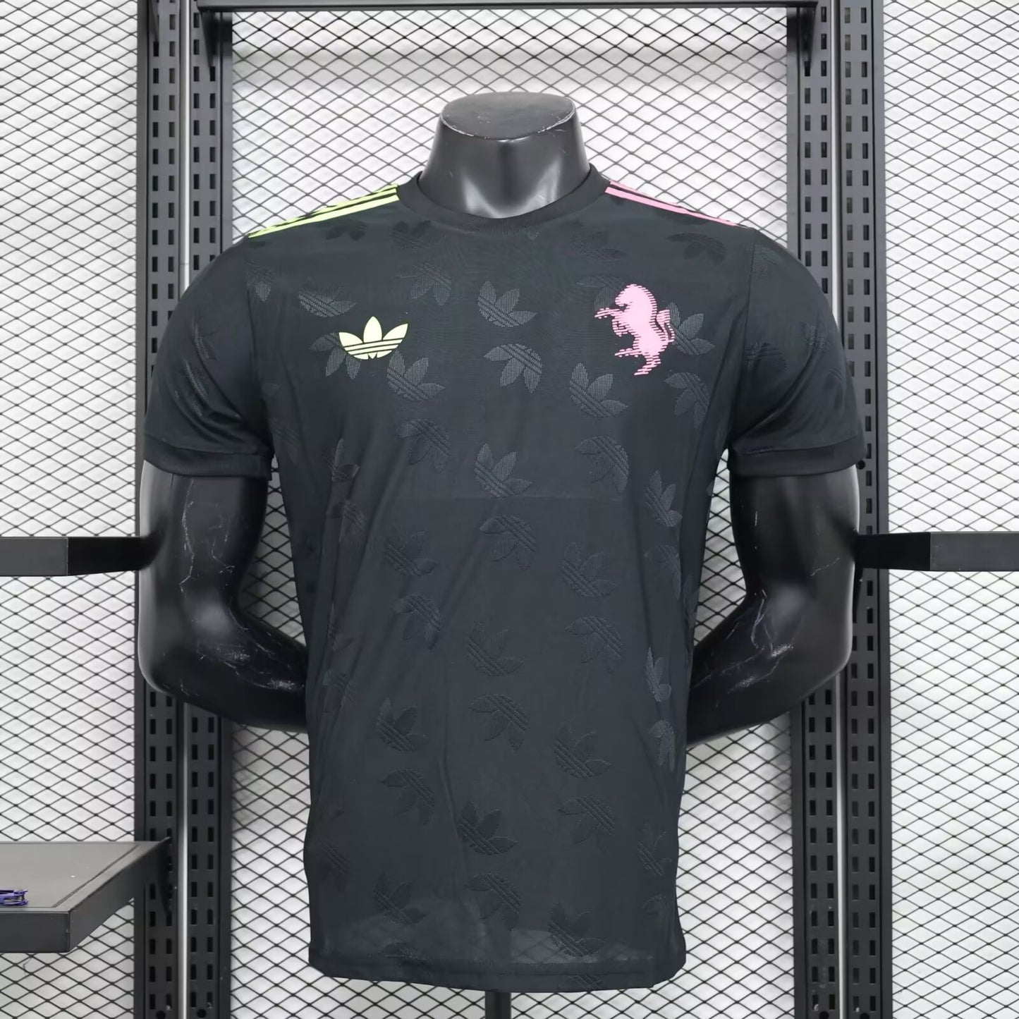 CAMISETA CONCEPTO JUVENTUS 24/25 VERSIÓN JUGADOR