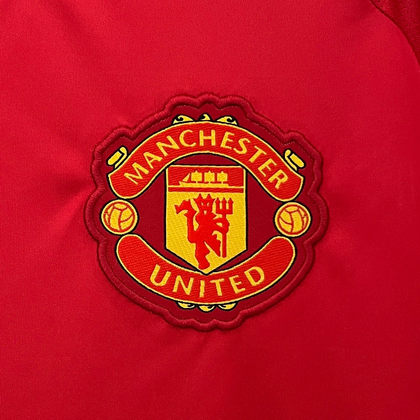 CAMISETA PRIMERA EQUIPACIÓN MANCHESTER UNITED 24/25 VERSIÓN FAN