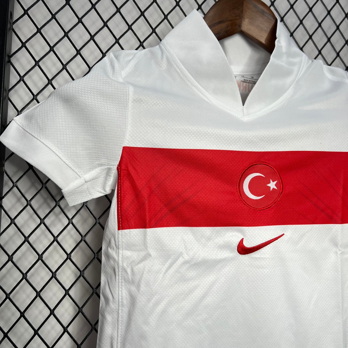 CAMISETA PRIMERA EQUIPACIÓN TURQUÍA 2024 VERSIÓN INFANTIL