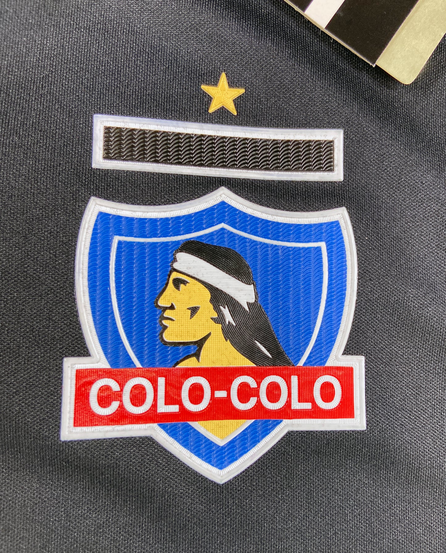 CAMISETA ENTRENAMIENTO COLO COLO 2022 VERSIÓN FAN