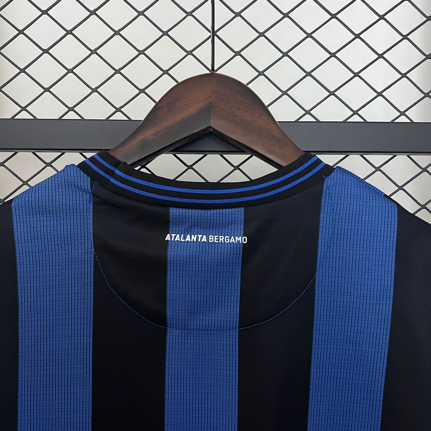 CAMISETA PRIMERA EQUIPACIÓN ATALANTA 24/25 VERSIÓN FAN