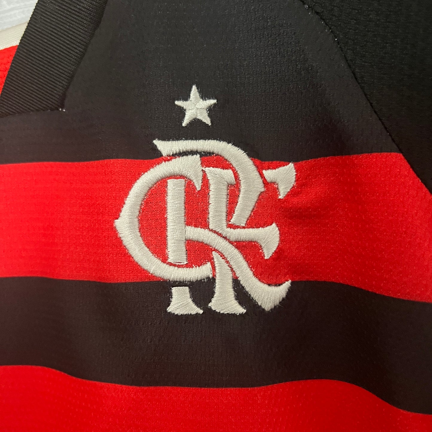 CAMISETA PRIMERA EQUIPACIÓN FLAMENGO 2024 VERSIÓN INFANTIL