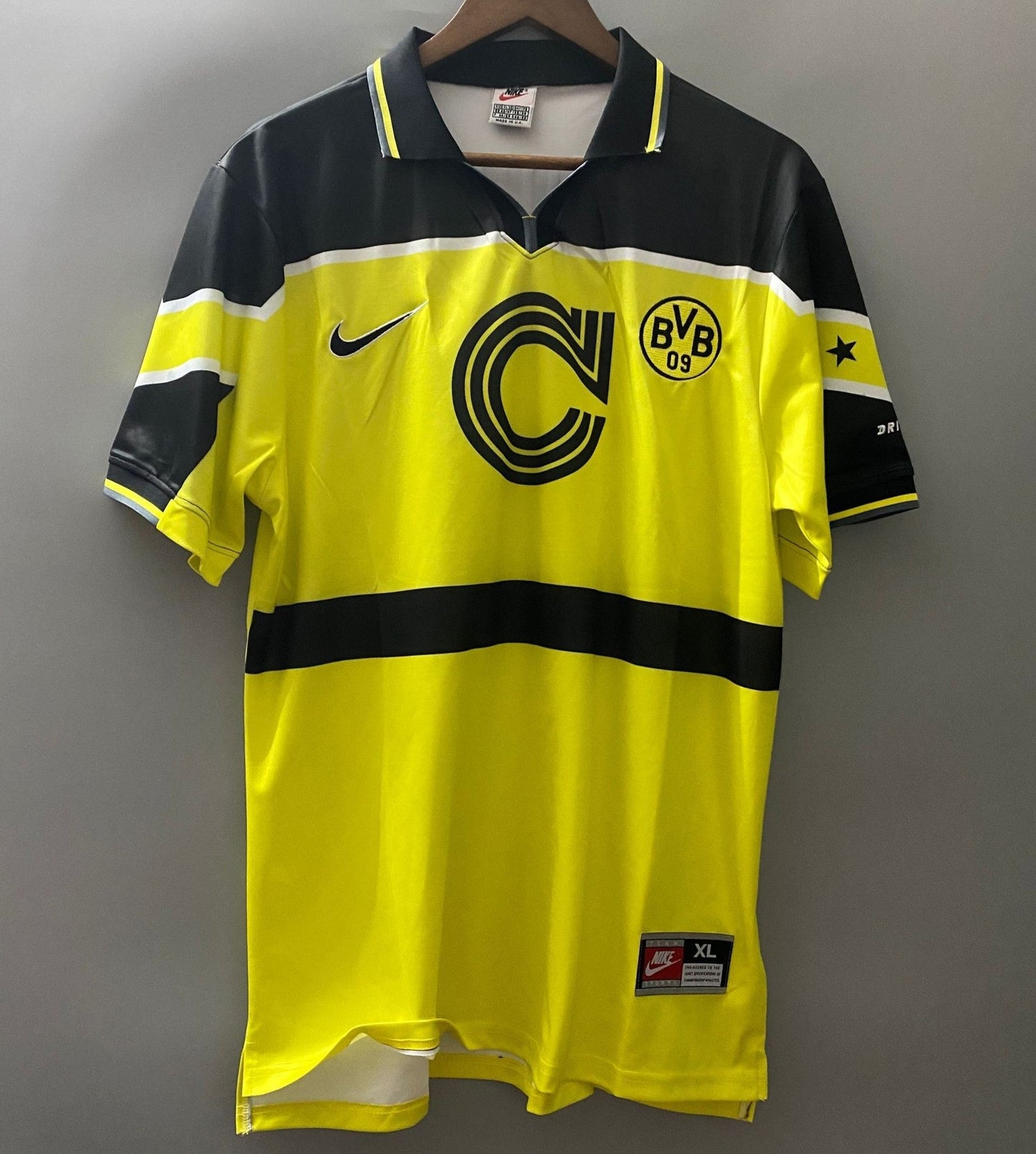 CAMISETA FINAL UCL BORUSSIA DORTMUND 1996/97