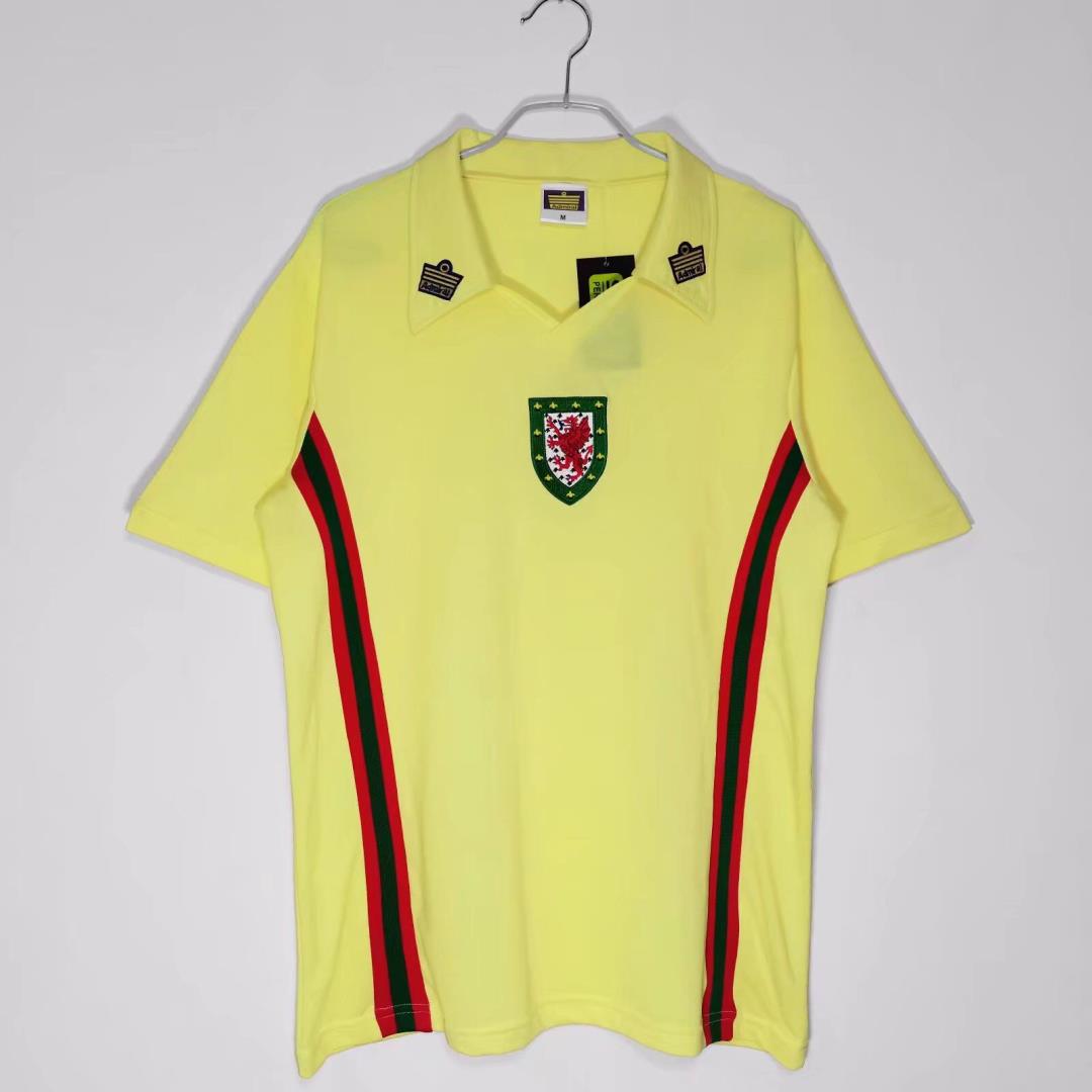 CAMISETA SEGUNDA EQUIPACIÓN GALES 1976