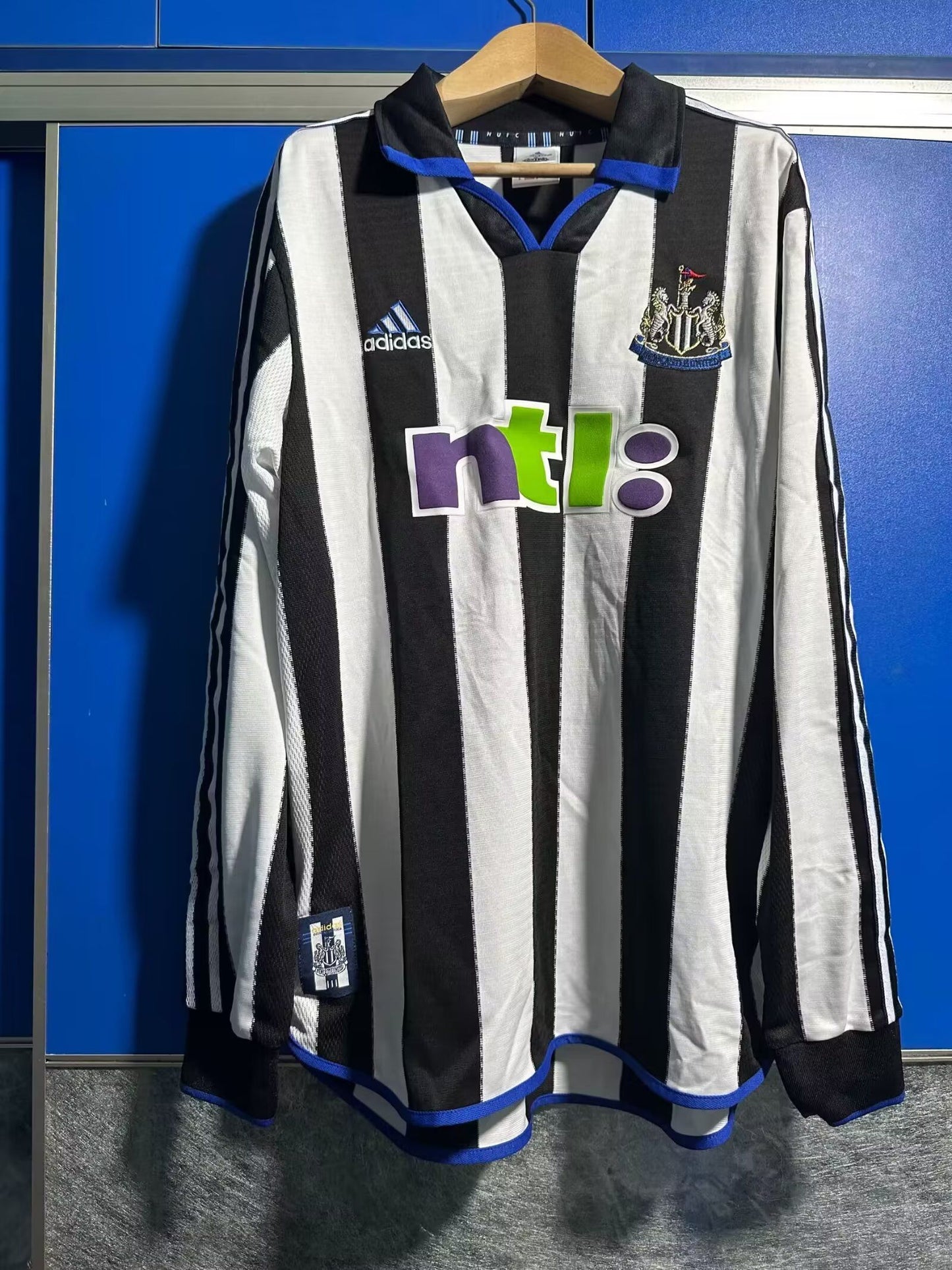 CAMISETA PRIMERA EQUIPACIÓN NEWCASTLE 2000/01