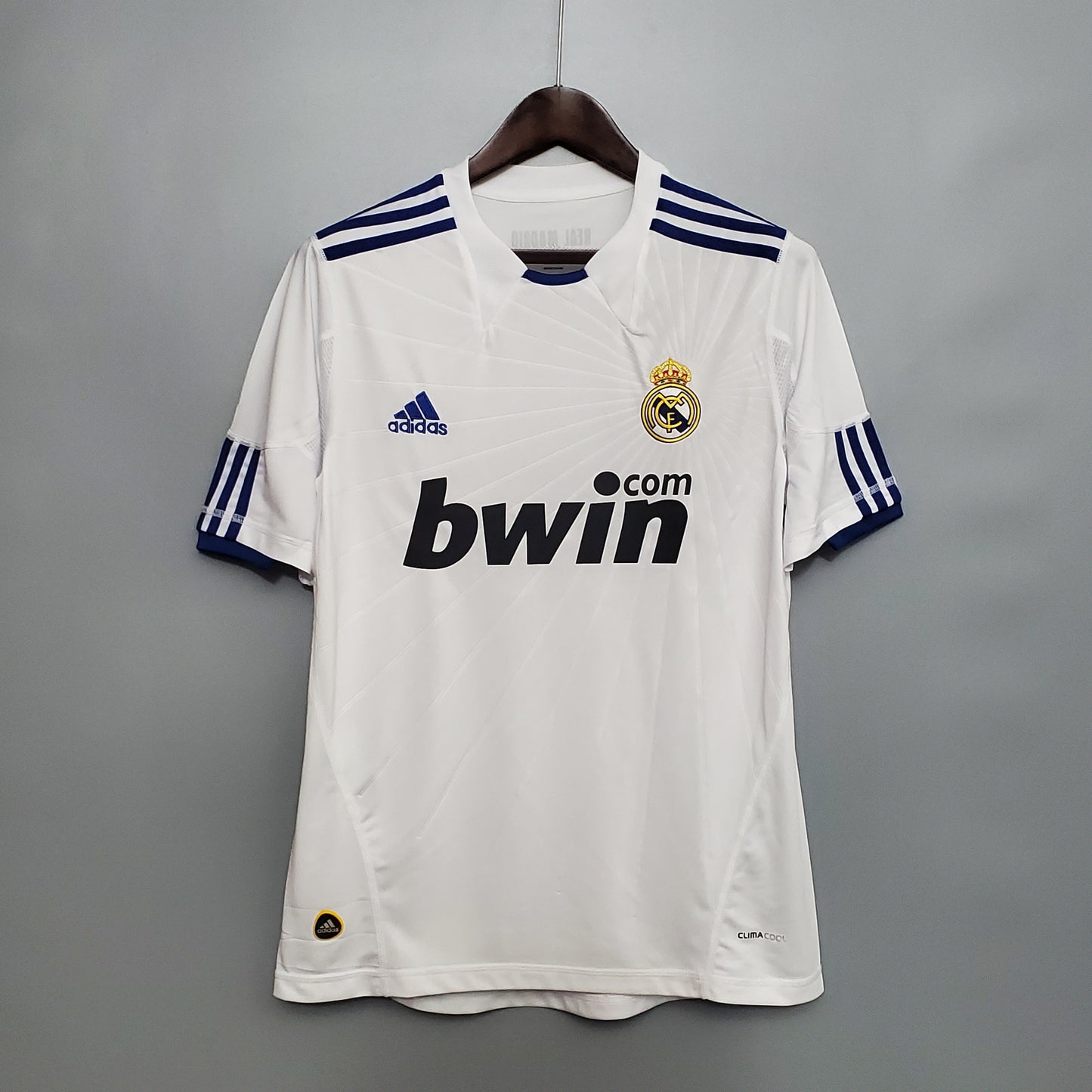 CAMISETA PRIMERA EQUIPACIÓN REAL MADRID 2010/11